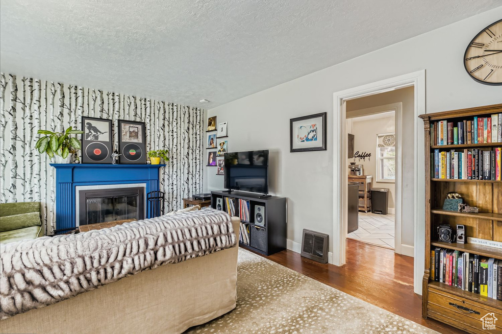 1231 E RIDGEDALE LN Salt Lake City, UT 84106