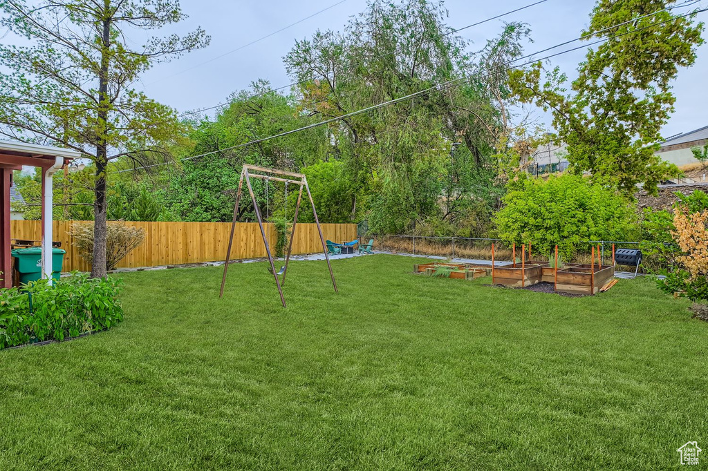 1231 E RIDGEDALE LN Salt Lake City, UT 84106