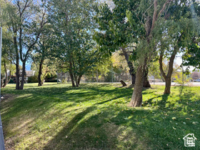 5249 S GRAVENSTEIN PARK Murray, UT 84123