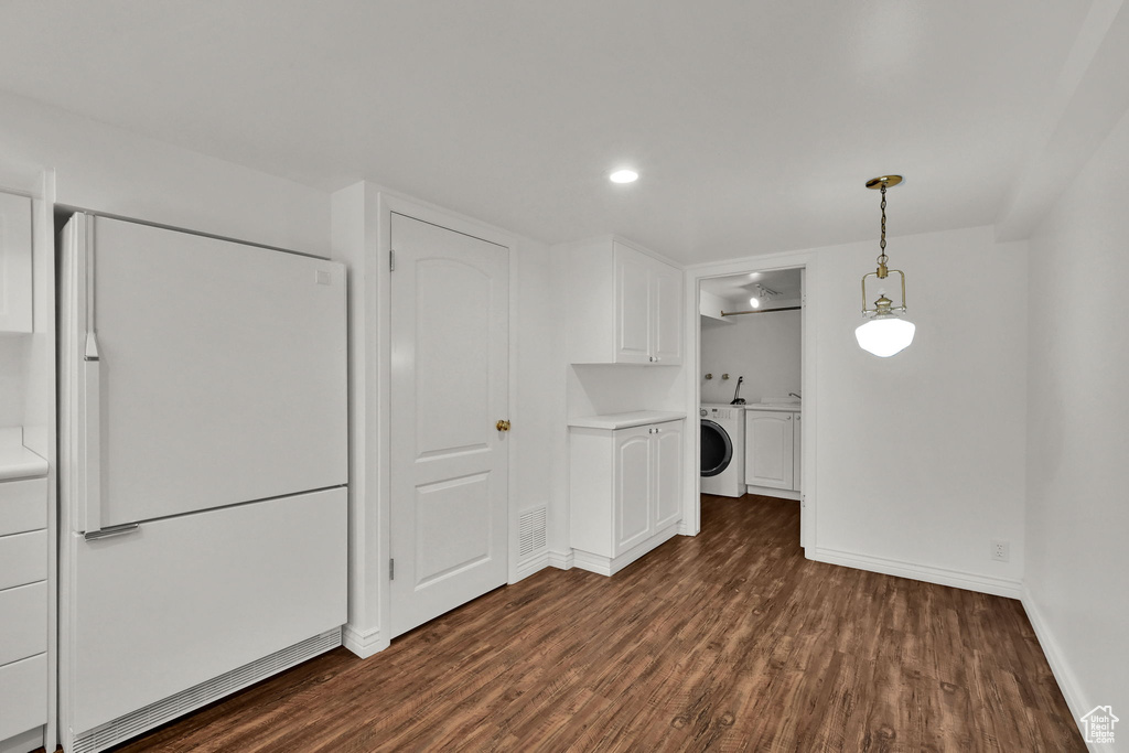 1717 E YALECREST AVE Salt Lake City, UT 84108