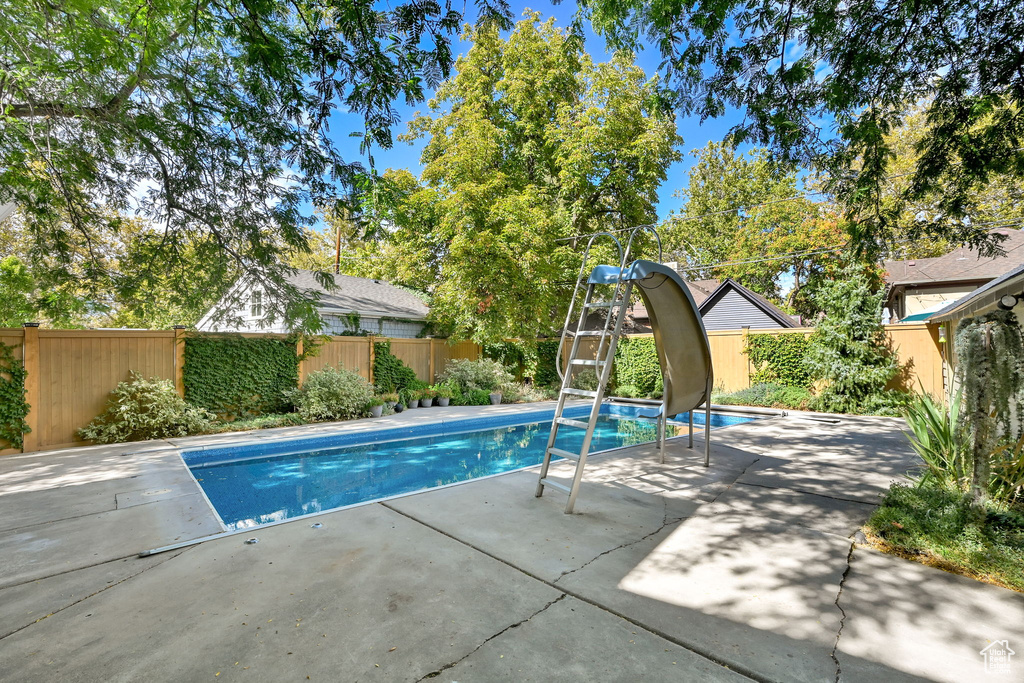 1717 E YALECREST AVE Salt Lake City, UT 84108