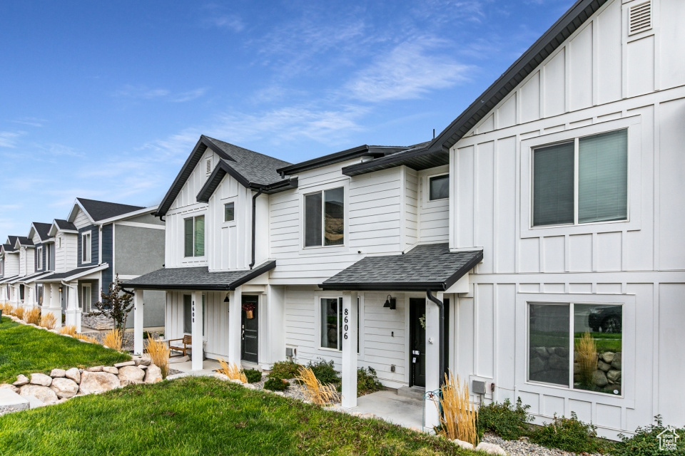Photo 2 for MLS #2114898 at 8606 W Cordero Dr