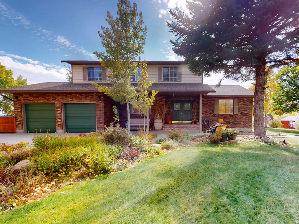 1407 SHEPHERD DR Wellington, UT 84542