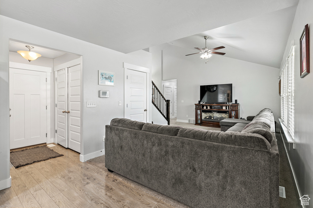 Photo 7 for MLS #2114925 at 761 N Appellation Dr