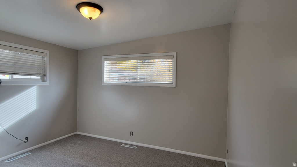 1466 E 4230 S Millcreek, UT 84124