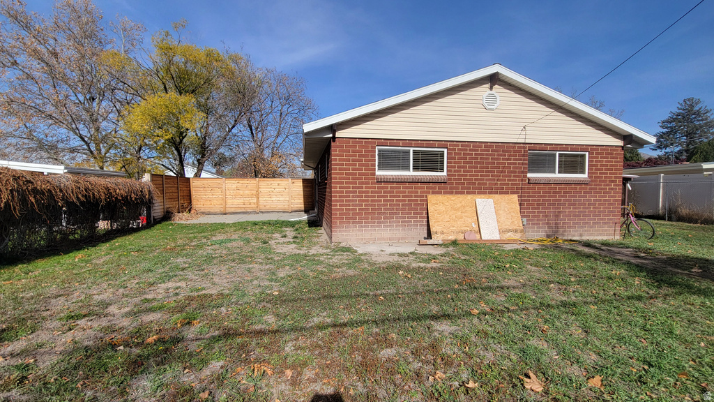 1466 E 4230 S Millcreek, UT 84124