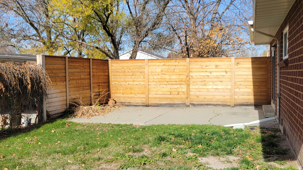 1466 E 4230 S Millcreek, UT 84124