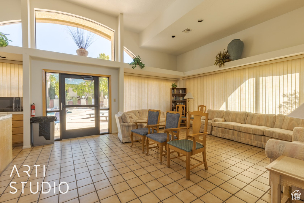 Photo 34 for MLS #2114938 at 301 S 1200 East #112