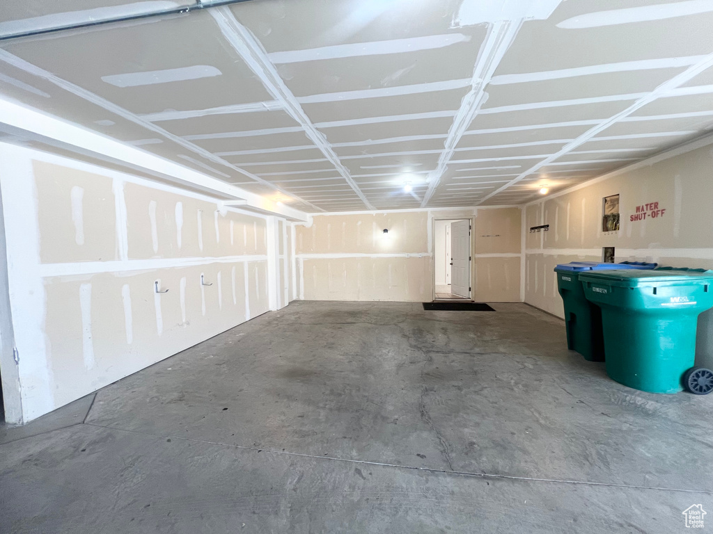 9587 N 4500 W Cedar Hills, UT 84062