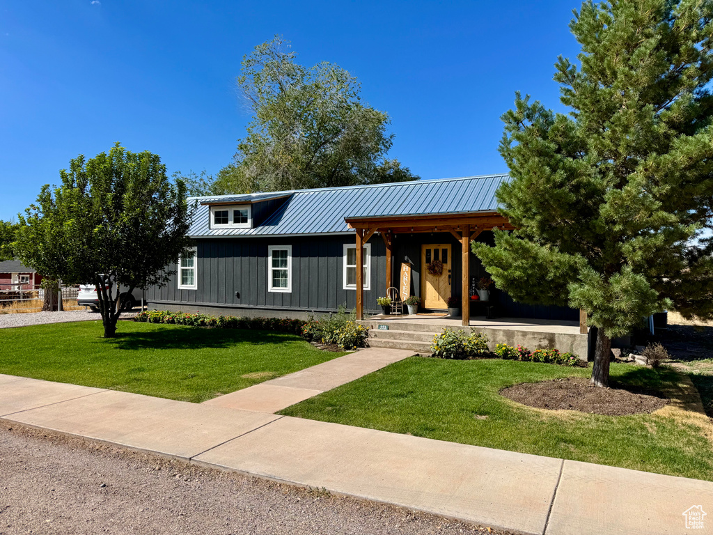 Photo 51 for MLS #2114978 at 255 N Main