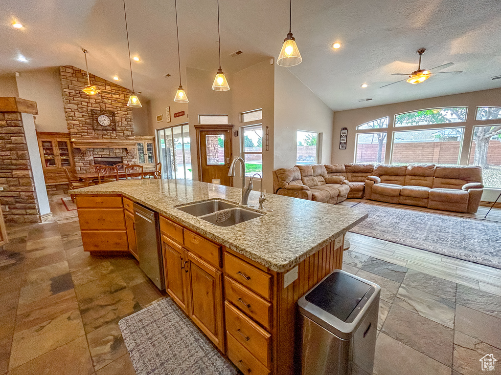 Photo 8 for MLS #2114979 at 1851 W 5400 North