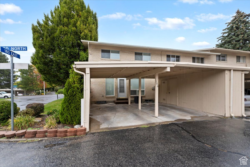 186 E 2100 N Provo, UT 84604