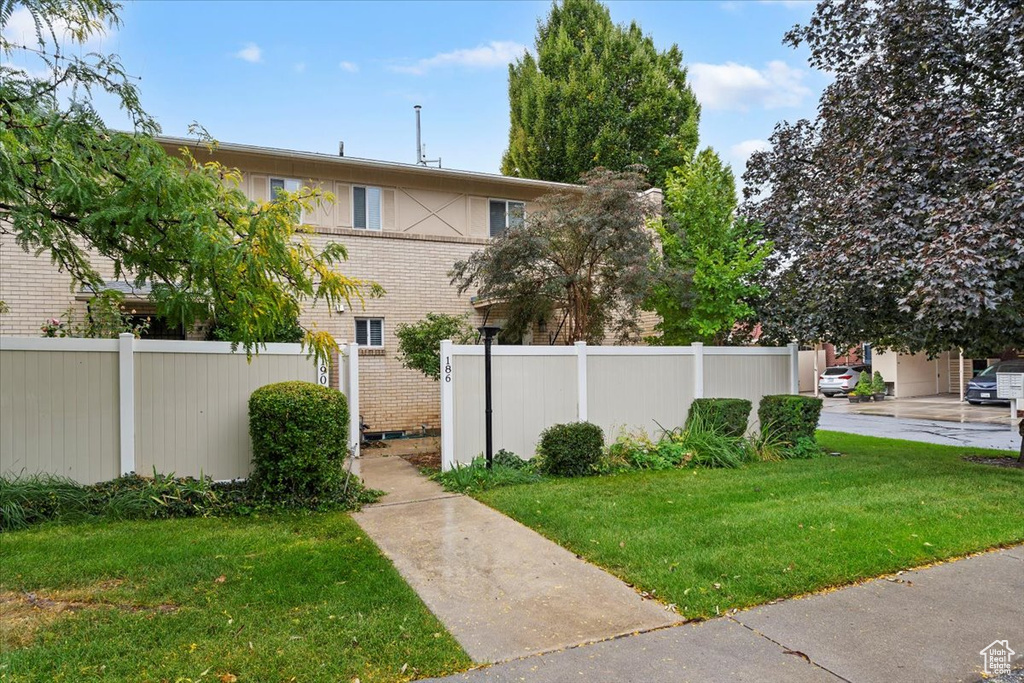 186 E 2100 N Provo, UT 84604
