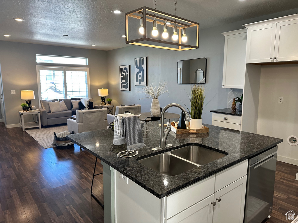 5674 W PELICAN RIDGE LN West Valley City, UT 84118