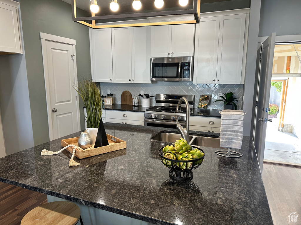 5674 W PELICAN RIDGE LN West Valley City, UT 84118