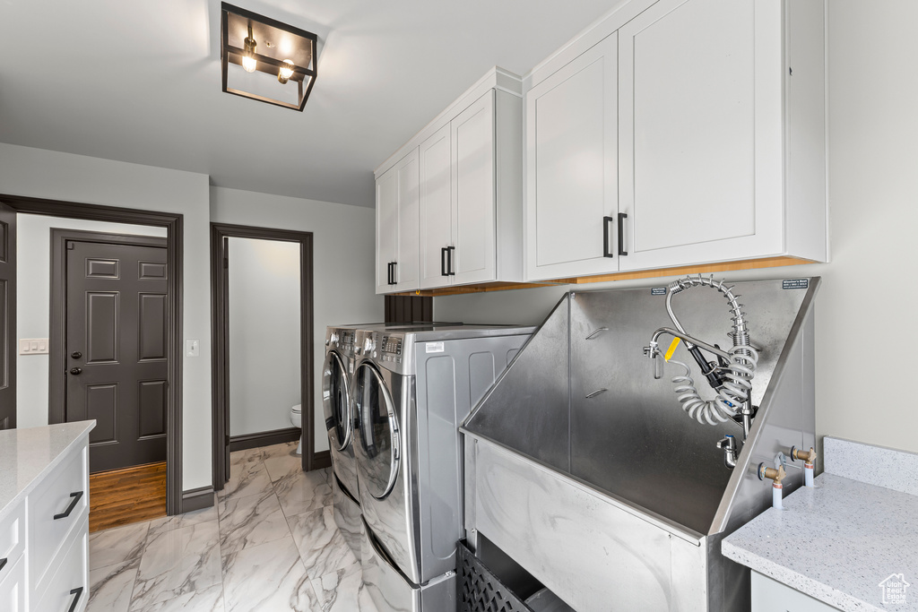 7732 S TIMBERLINE DR Cottonwood Heights, UT 84121