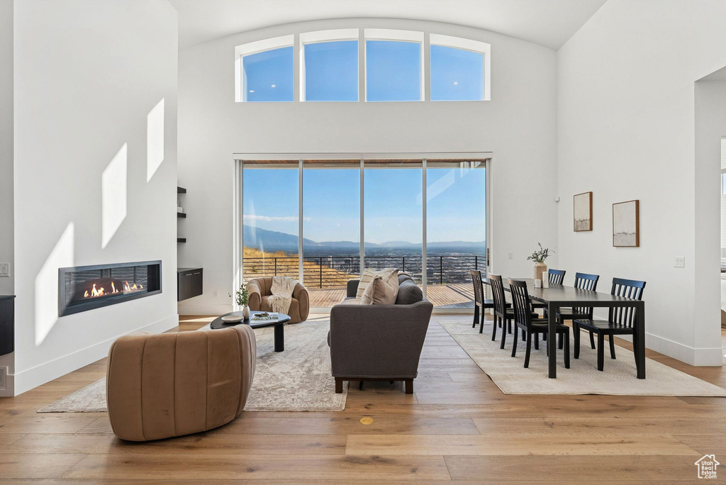 973 N CHURCHILL DR Salt Lake City, UT 84103