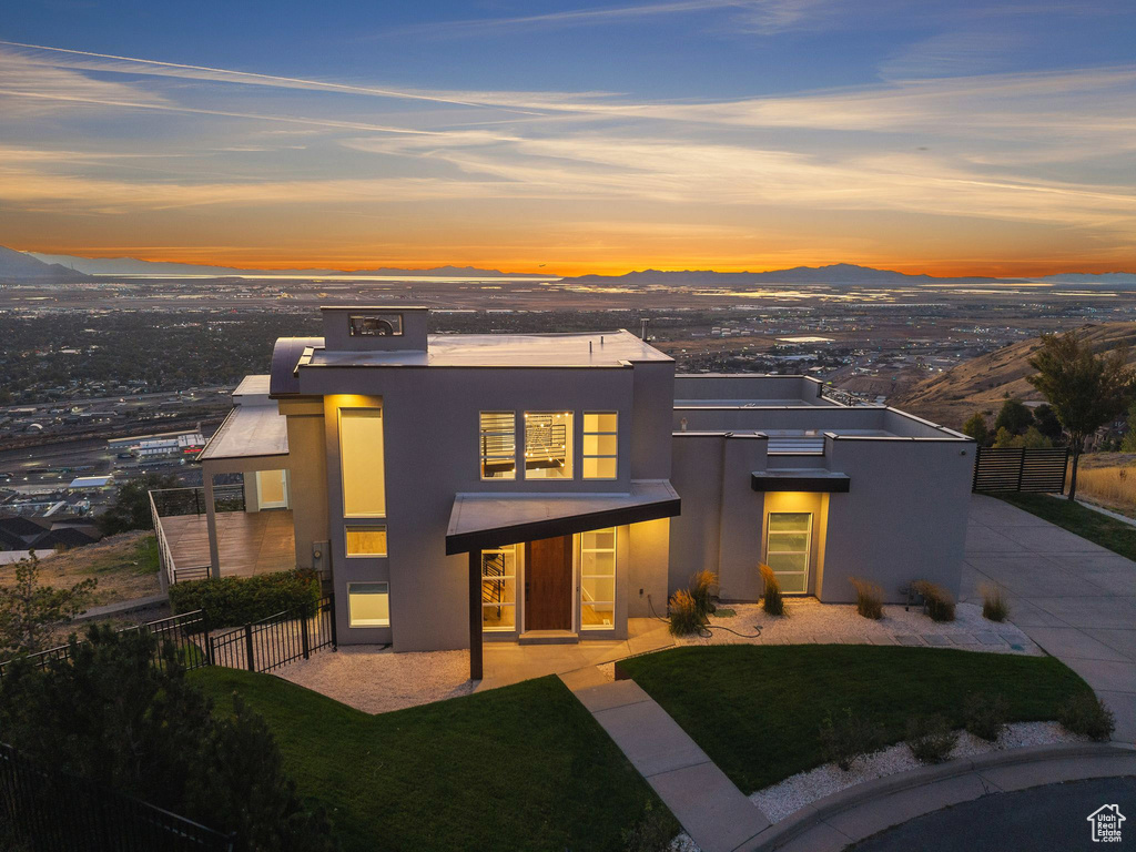 973 N CHURCHILL DR Salt Lake City, UT 84103