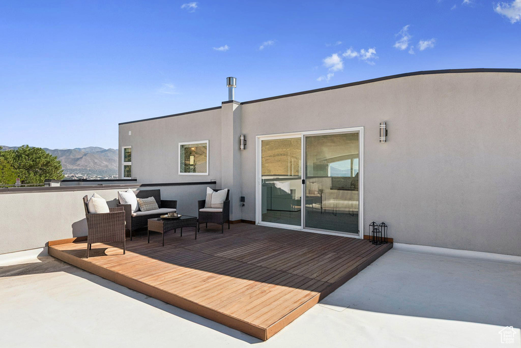 973 N CHURCHILL DR Salt Lake City, UT 84103