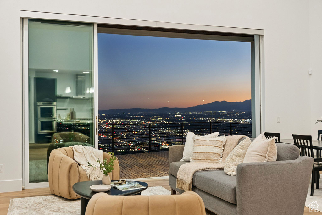 973 N CHURCHILL DR Salt Lake City, UT 84103