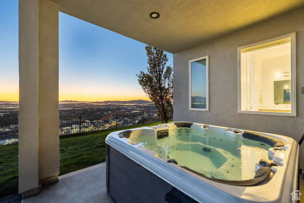 973 N CHURCHILL DR Salt Lake City, UT 84103