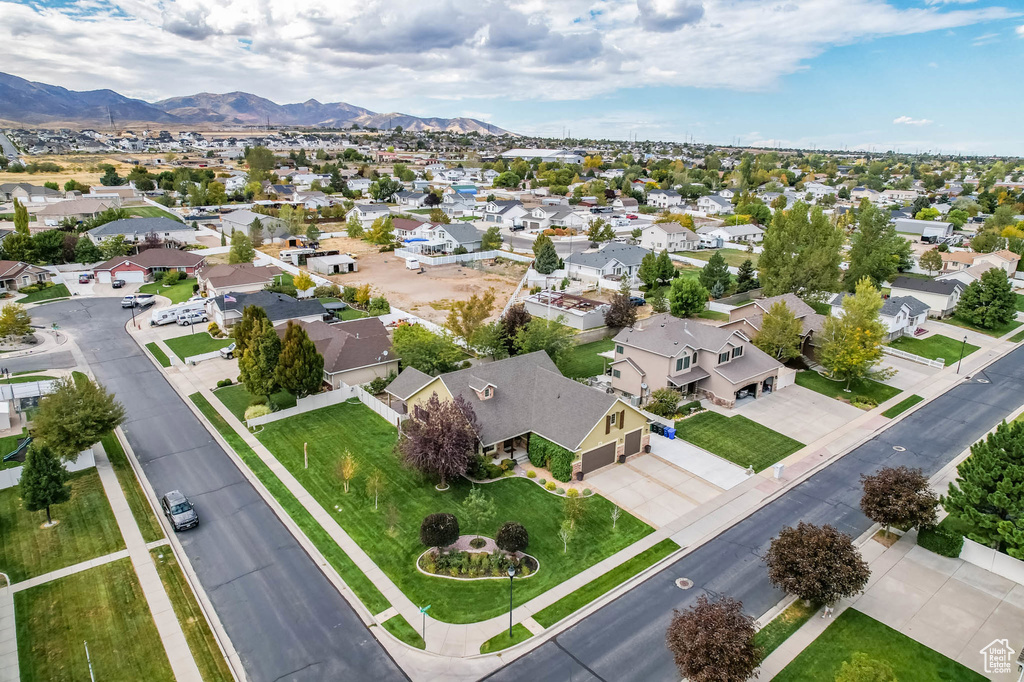 7414 S REGAL HILL DR West Jordan, UT 84081