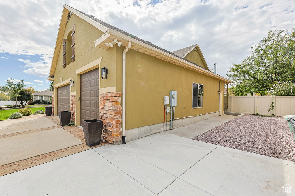 7414 S REGAL HILL DR West Jordan, UT 84081
