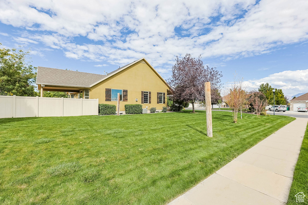 7414 S REGAL HILL DR West Jordan, UT 84081