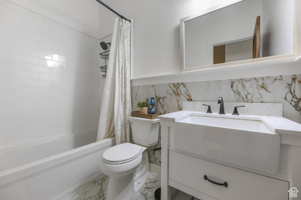 7414 S REGAL HILL DR West Jordan, UT 84081