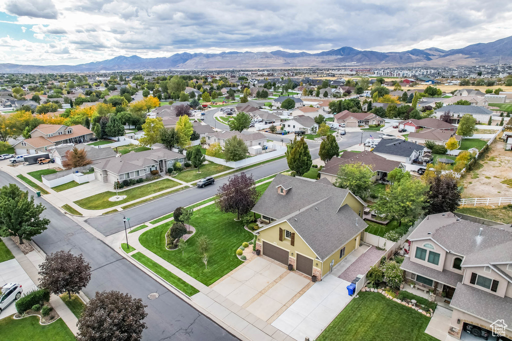 7414 S REGAL HILL DR West Jordan, UT 84081
