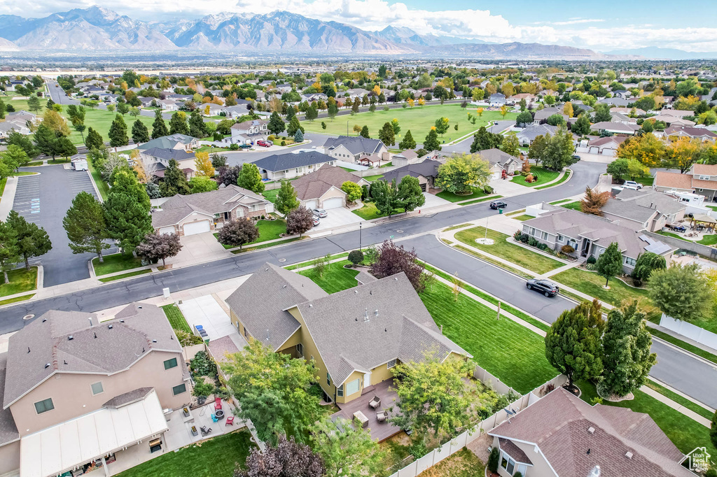 7414 S REGAL HILL DR West Jordan, UT 84081