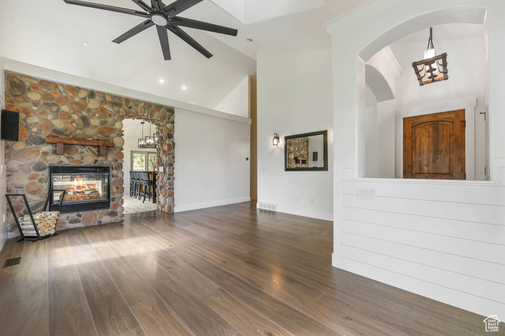 7414 S REGAL HILL DR West Jordan, UT 84081