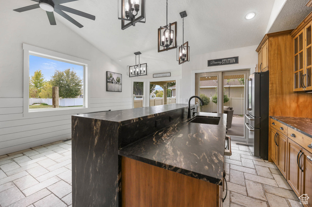7414 S REGAL HILL DR West Jordan, UT 84081