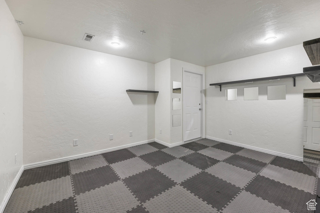 7414 S REGAL HILL DR West Jordan, UT 84081