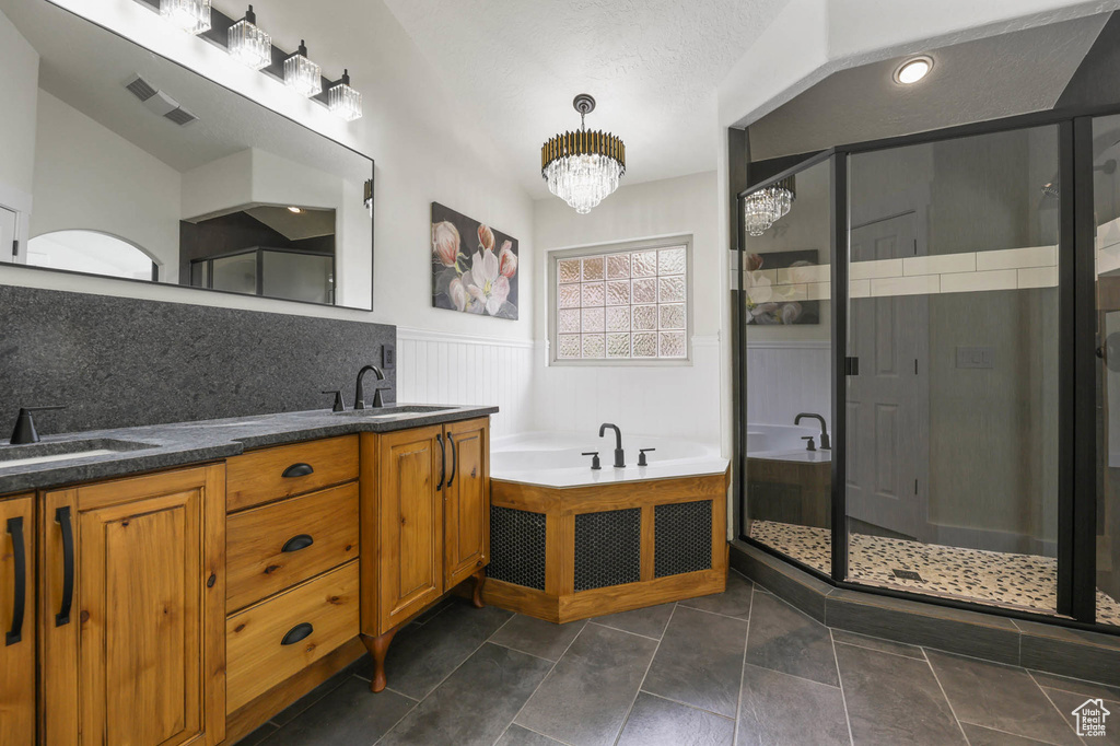 7414 S REGAL HILL DR West Jordan, UT 84081