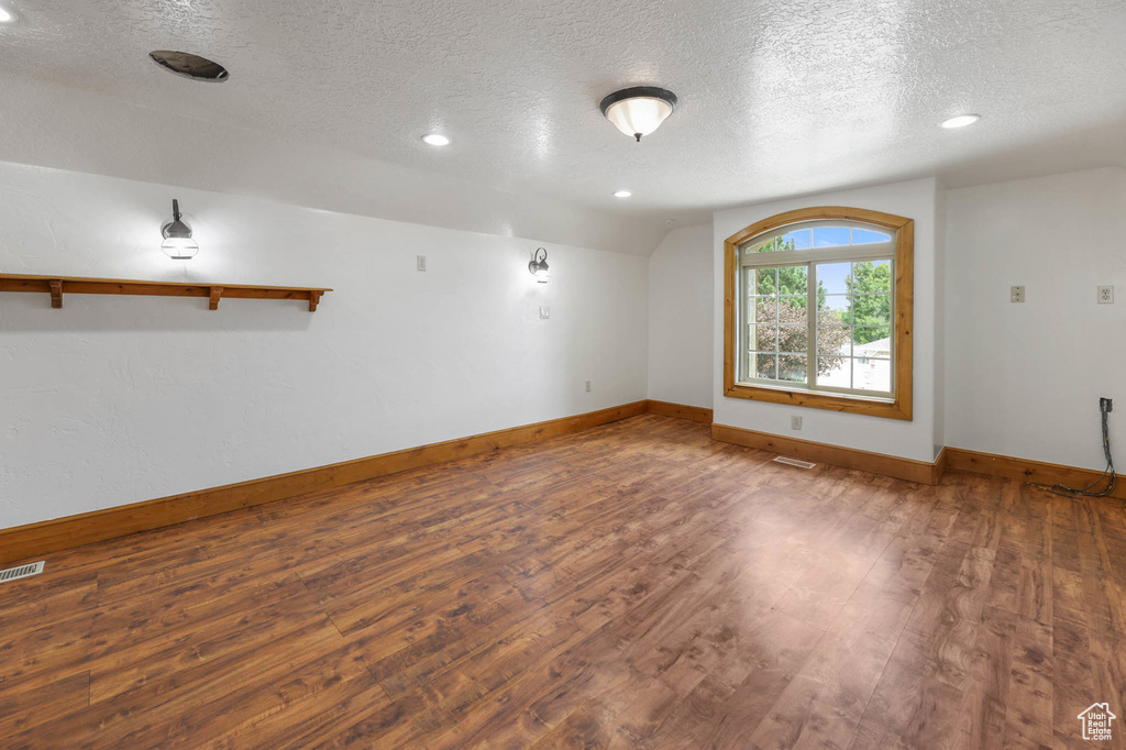 7414 S REGAL HILL DR West Jordan, UT 84081