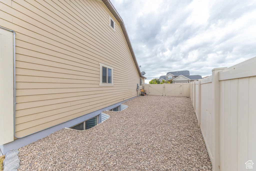 66 W WILDFLOWER DR Saratoga Springs, UT 84045