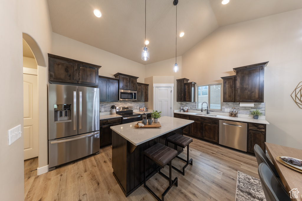 66 W WILDFLOWER DR Saratoga Springs, UT 84045