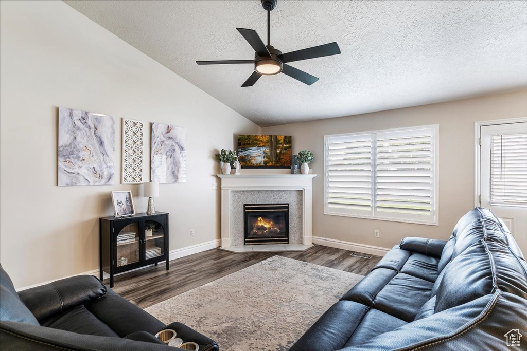 255 E 1500 N Layton, UT 84041