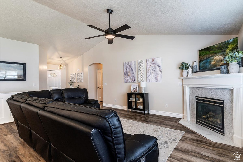 255 E 1500 N Layton, UT 84041