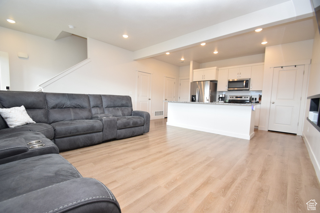 430 S 1540 E Hyrum, UT 84319