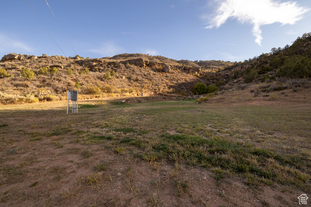 6569 N DRY FORK CYN RD Vernal, UT 84078