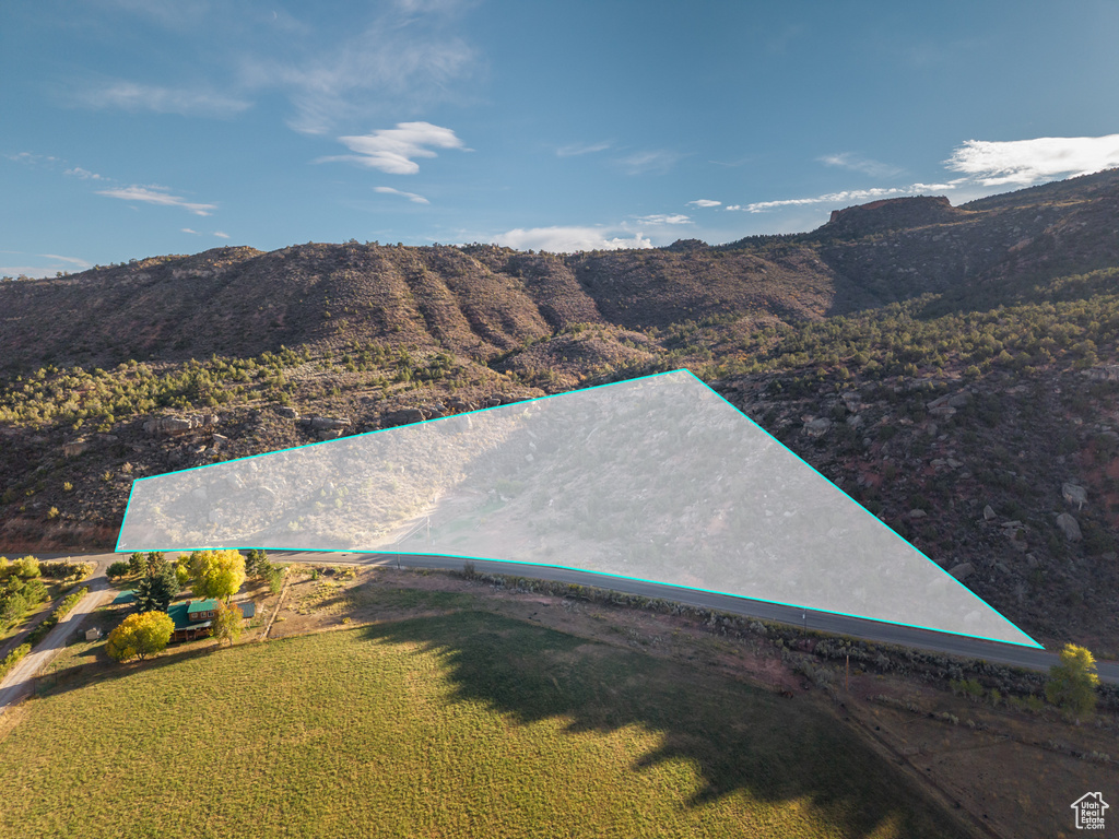 6569 N DRY FORK CYN RD Vernal, UT 84078