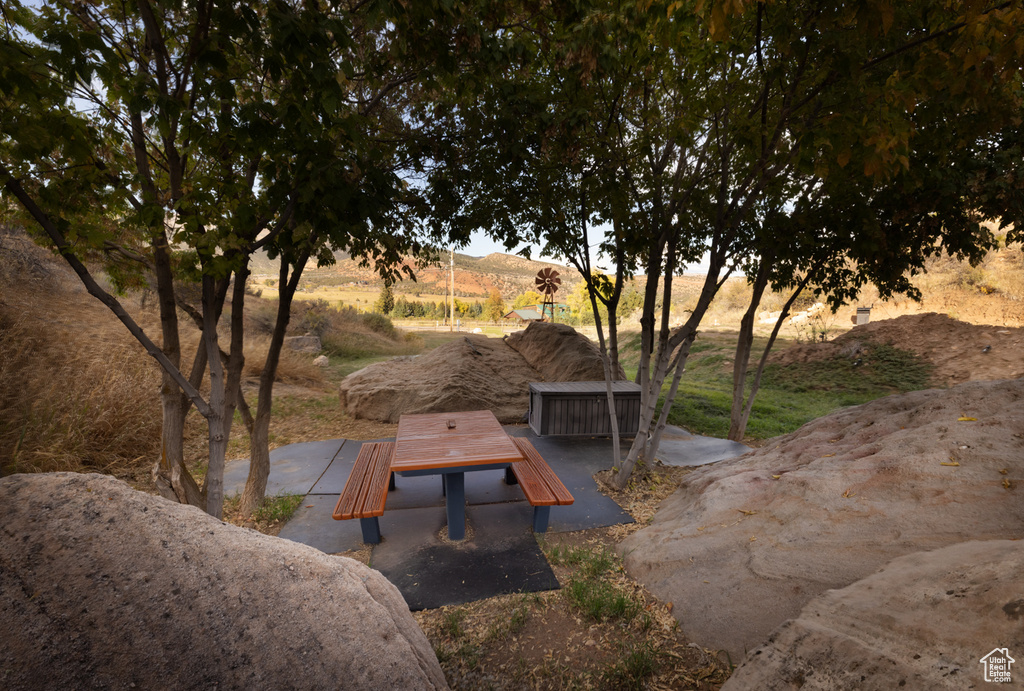 6569 N DRY FORK CYN RD Vernal, UT 84078