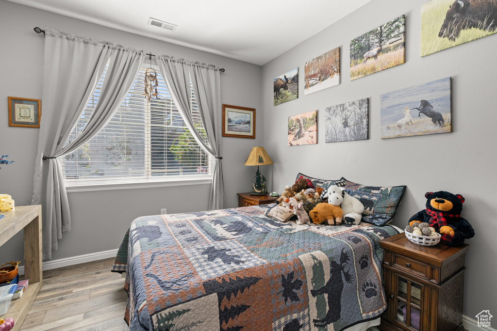 Photo 15 for MLS #2115020 at 1559 W 50 North