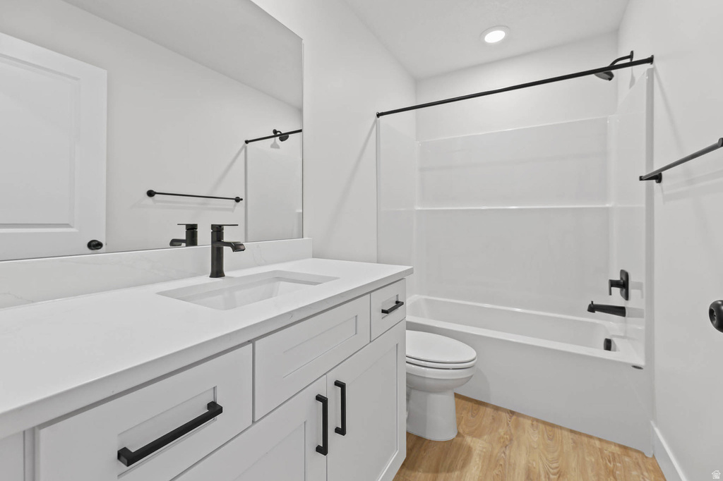 1177 N 680 W #3 Tooele, UT 84074