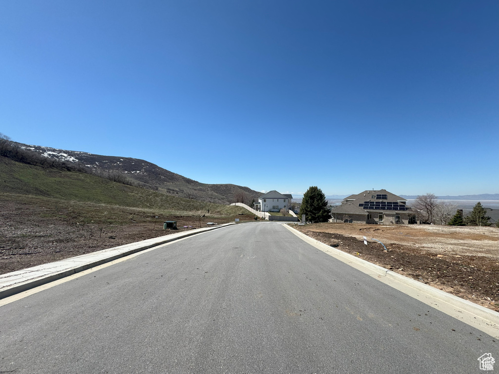 565 S TANGLEWOOD LOOP North Salt Lake, UT 84054