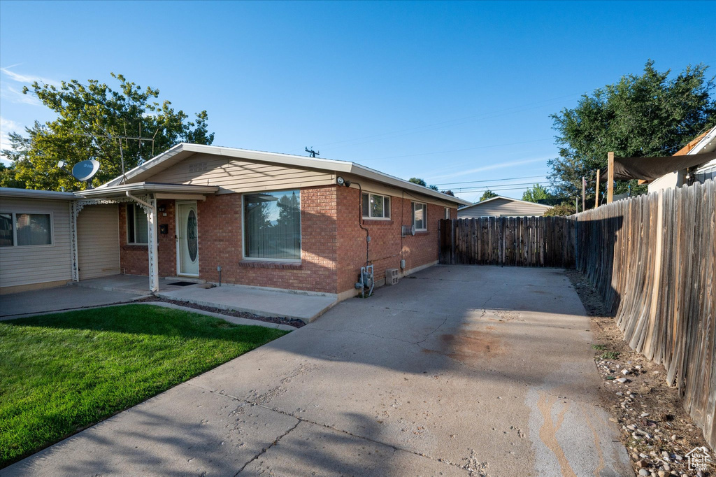 Photo 25 for MLS #2115032 at 131 W 650 North