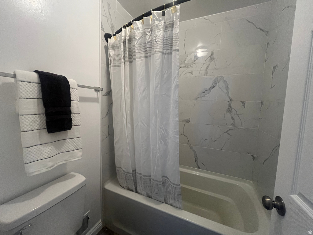 657 E WILLIAMSBURG PARK CIR Sandy, UT 84070