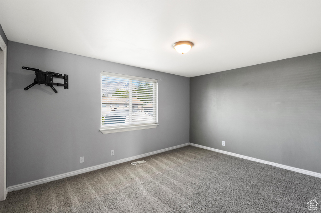 Photo 18 for MLS #2115037 at 942 E 1050 North